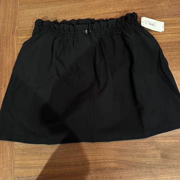 Spanx shape on the move skort nwt - Picture 5 of 10